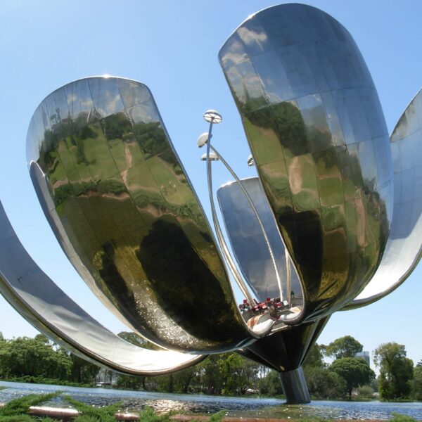 Floralis Genérica, Buenos Aires